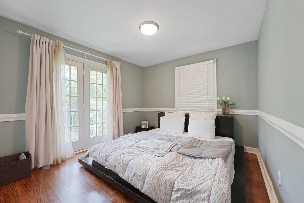 30 Silver Spring Rd