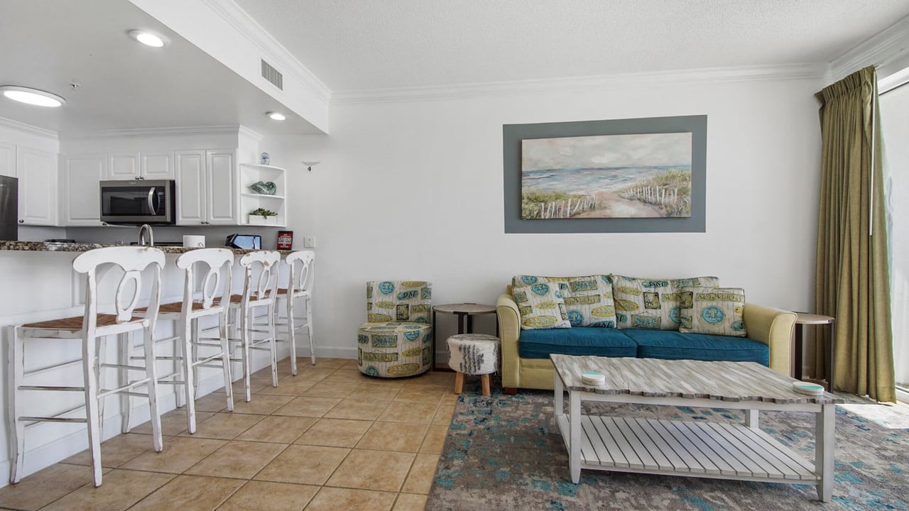 9450 S THOMAS Drive Unit 2106D