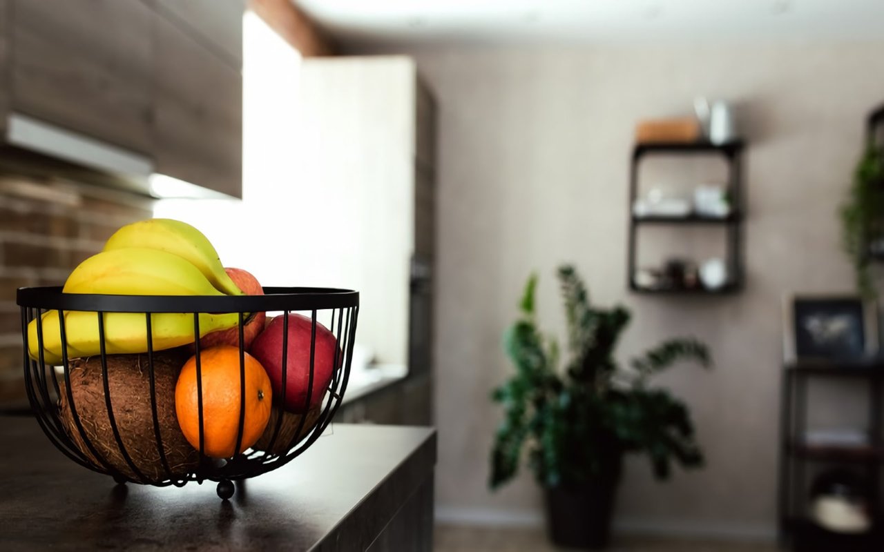 Should You Put Out Snacks During Home Showings?