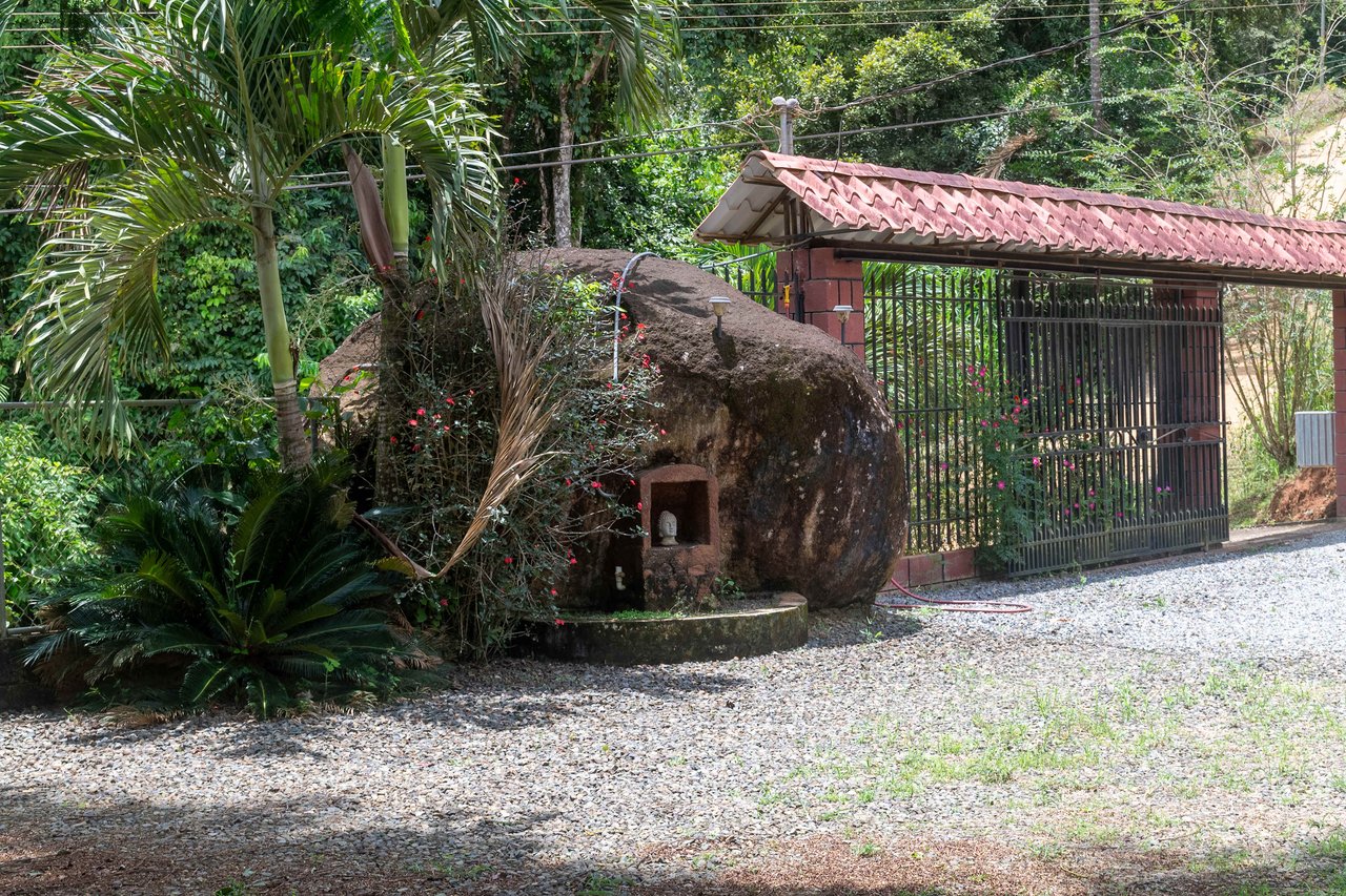 Charming 3-Bedroom Home in La Palma, Pérez Zeledón.