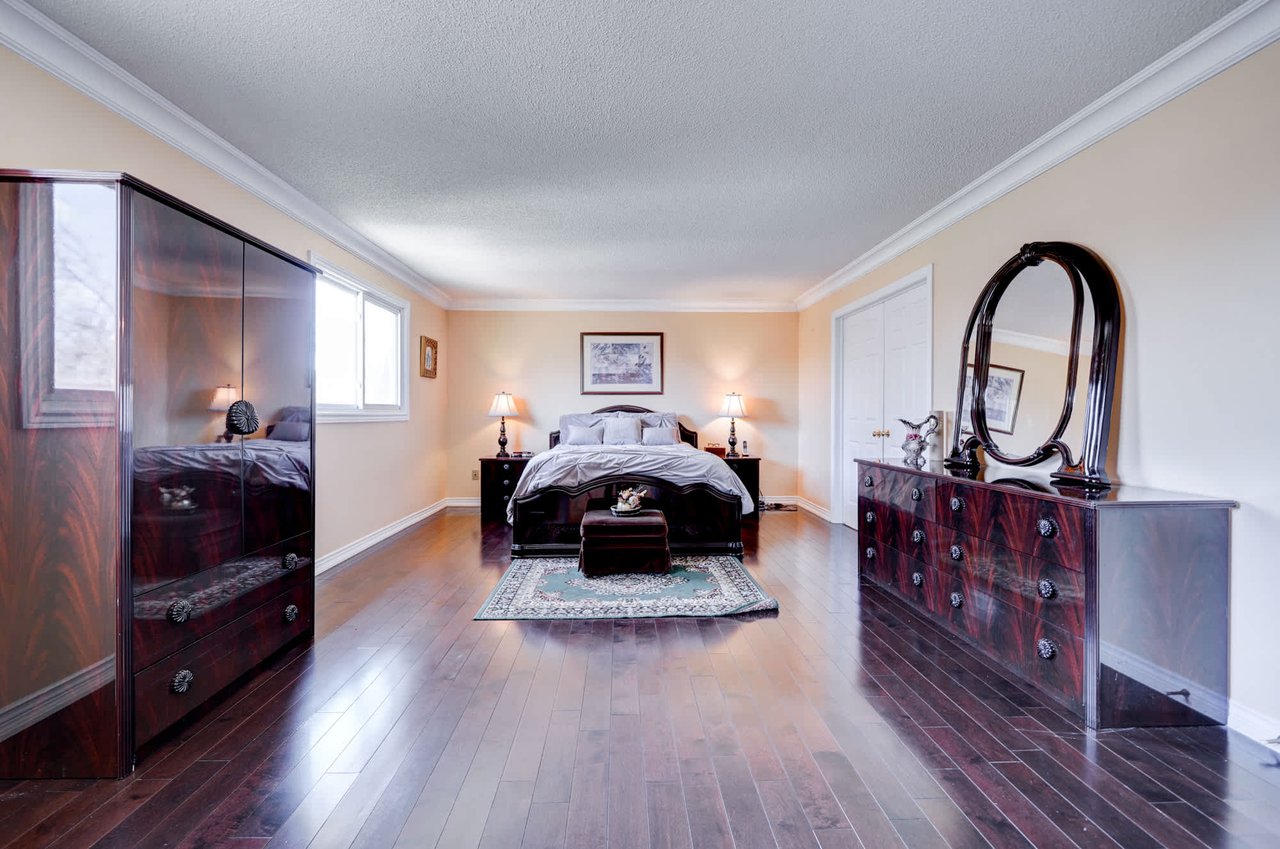 2184 Lumberman Lane