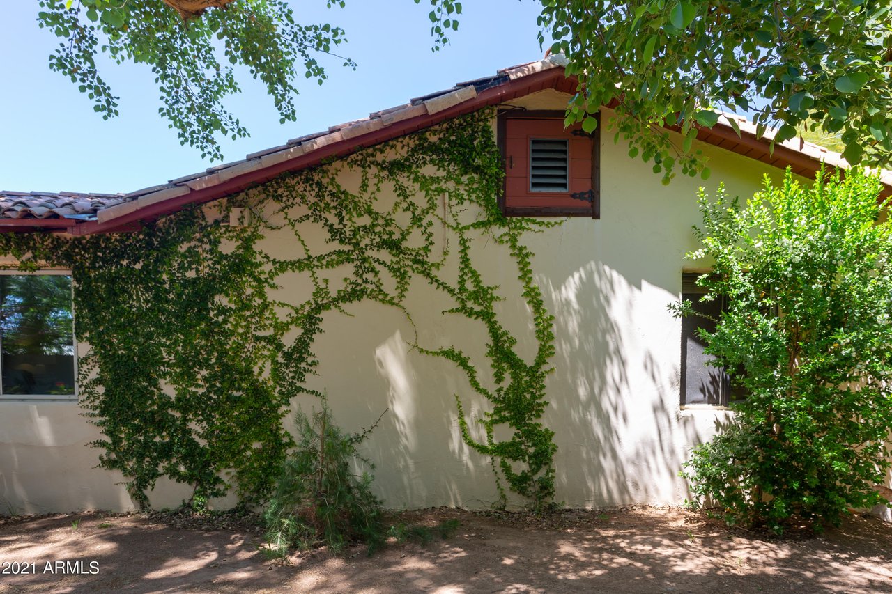 5135 E Indian School Road