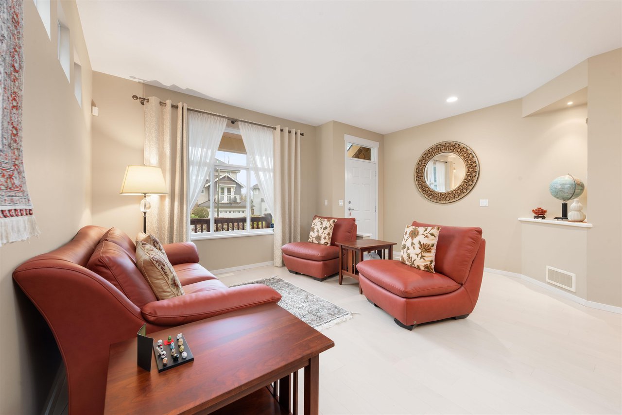 118 Hawthorn Drive, Port Moody