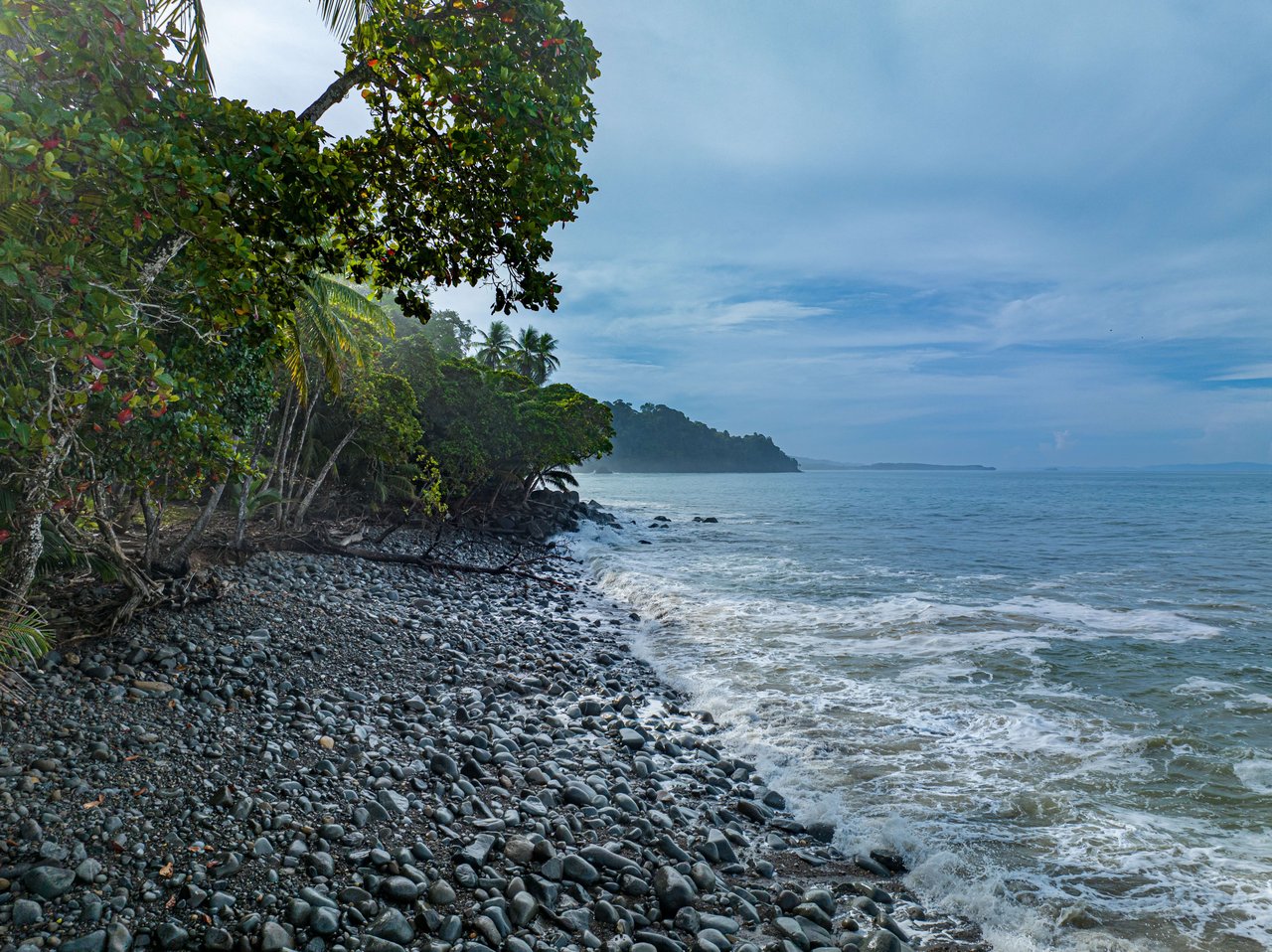 Seaside Serenity Property In Puerto Nuevo, Uvita