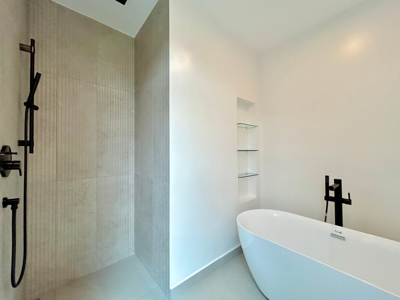Modern Luxury Panoramic Penthouse, Santa Ana, San Jose