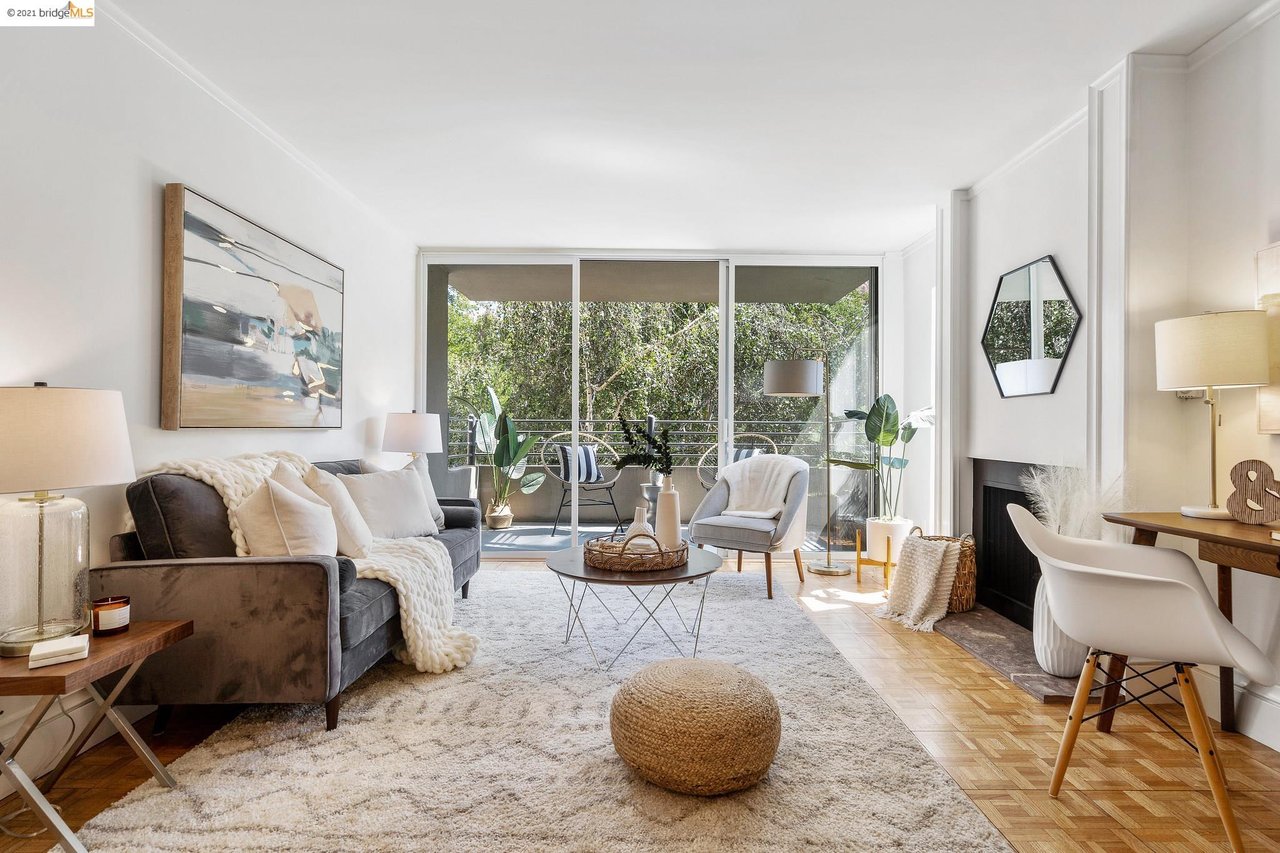 5340 Broadway Ter #204