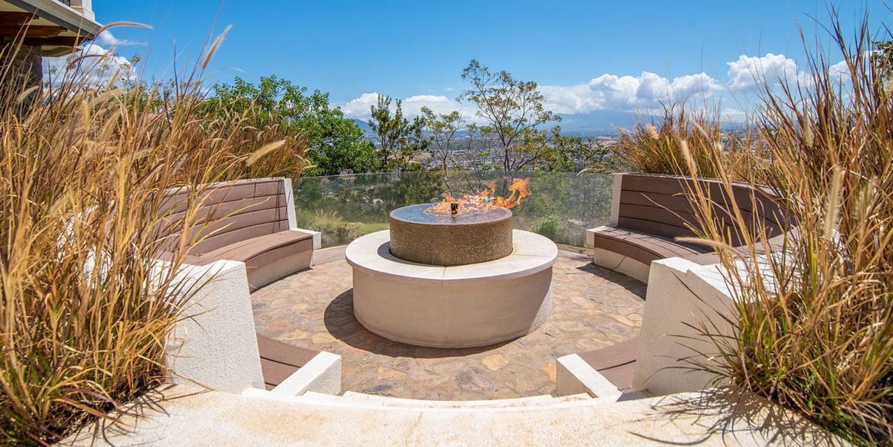 Tuscan Hilltop Luxury Estate, Santa Ana, San Jose
