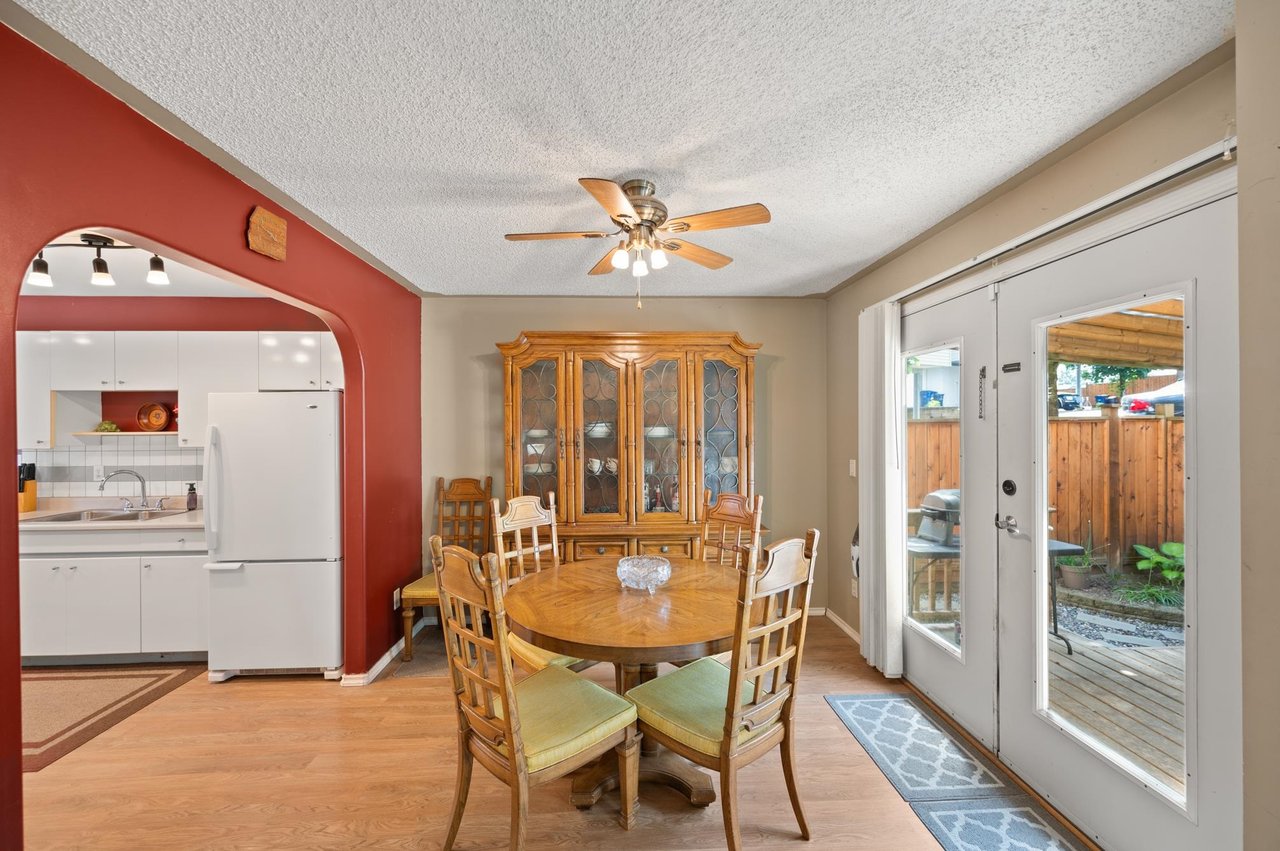 24-2830 W Bourquin Cres