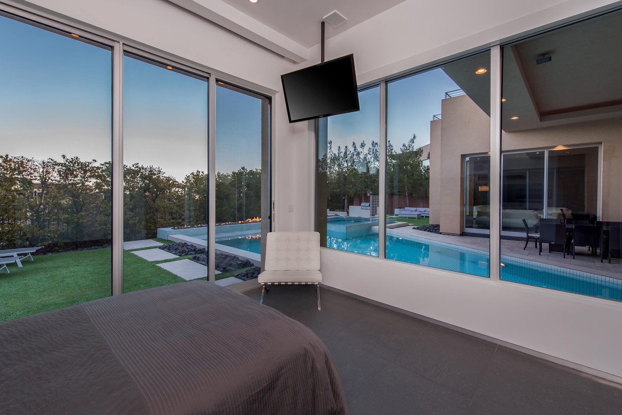 90 MEADOWHAWK
