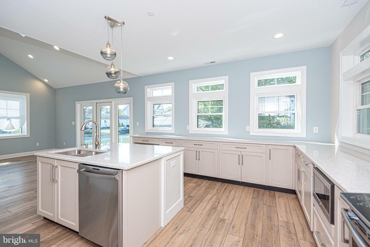 12121 Salt Point Rd
