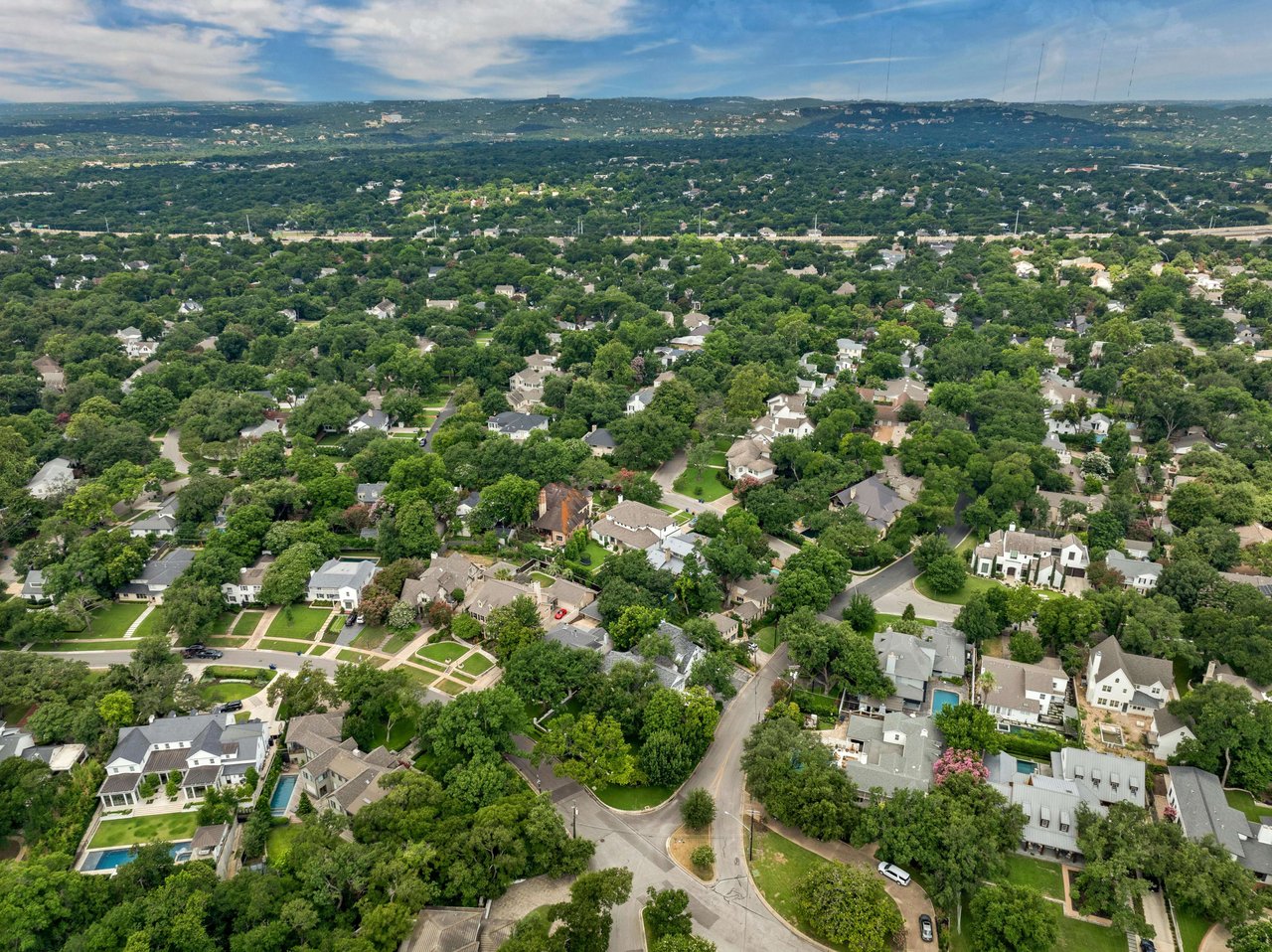 2518 Wooldridge Drive 