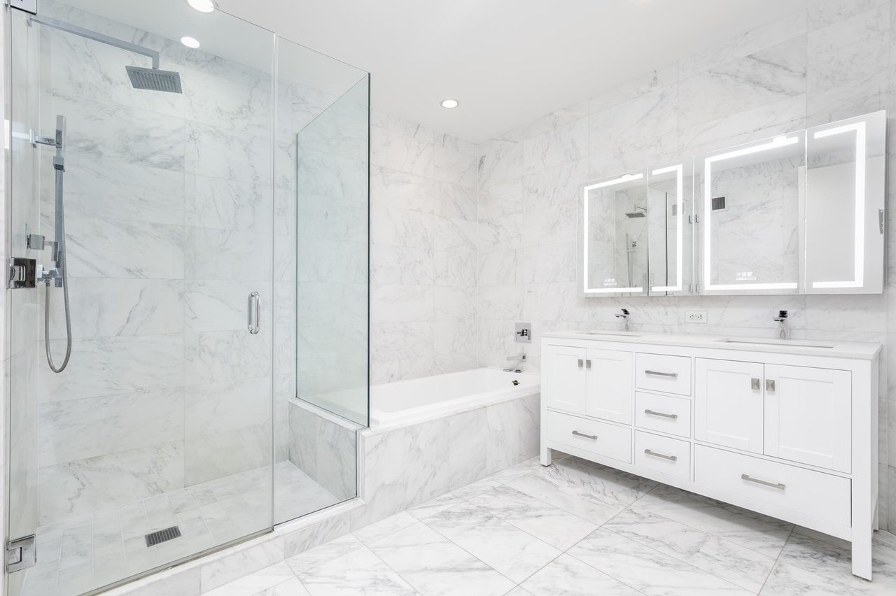 75 Wall Street, Apt 26M