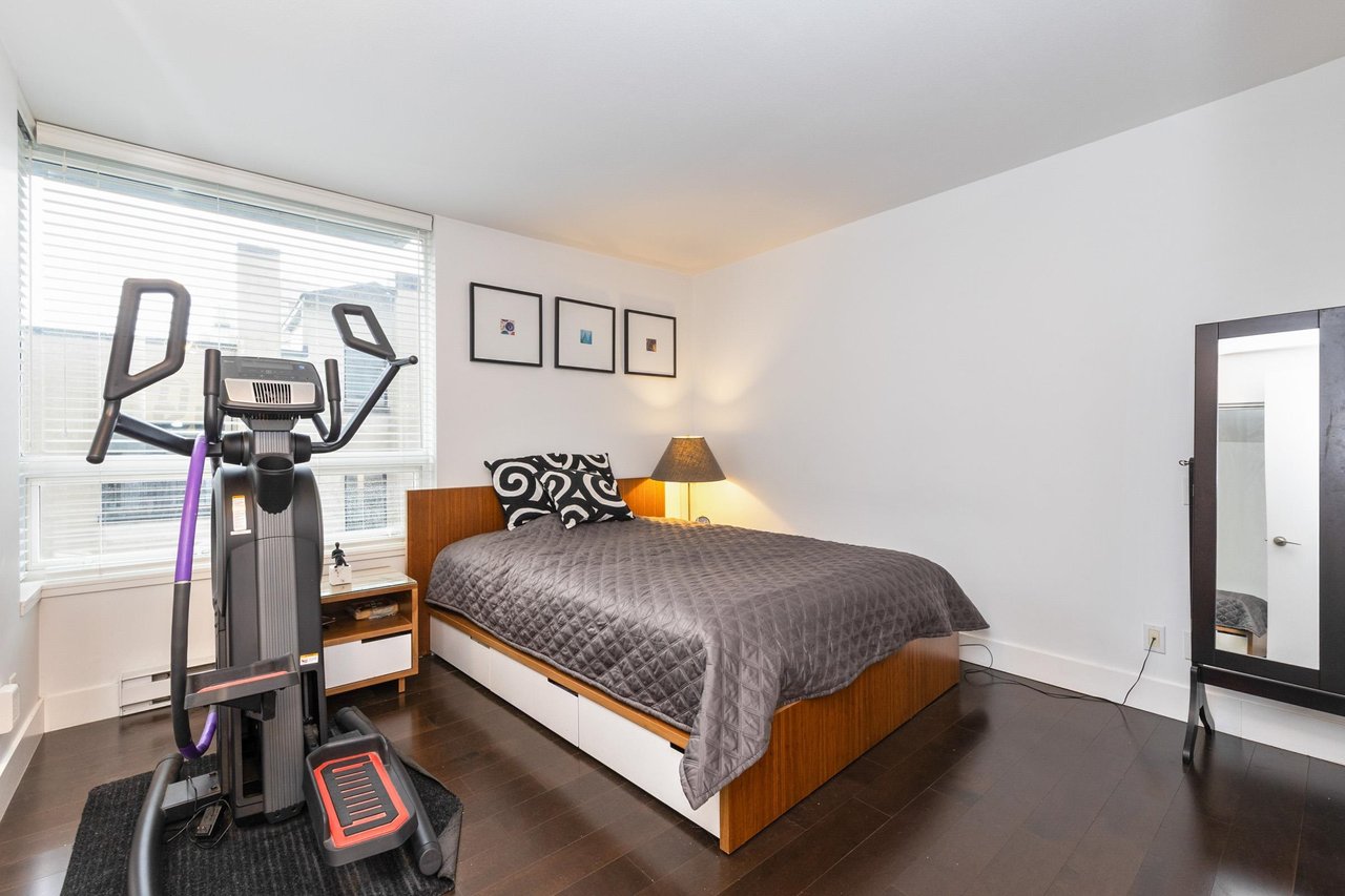 503-1530 W 8th Ave