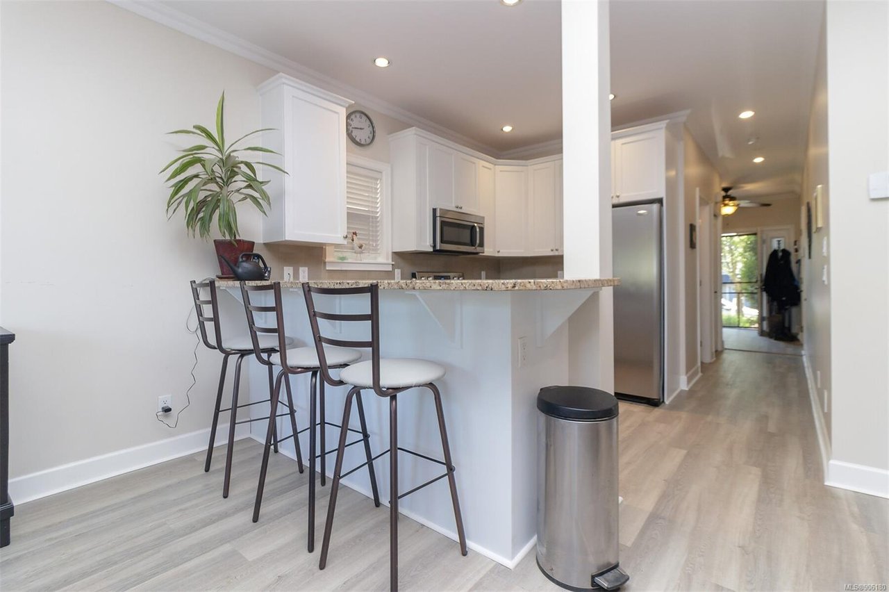 2074 Solent St, Sooke