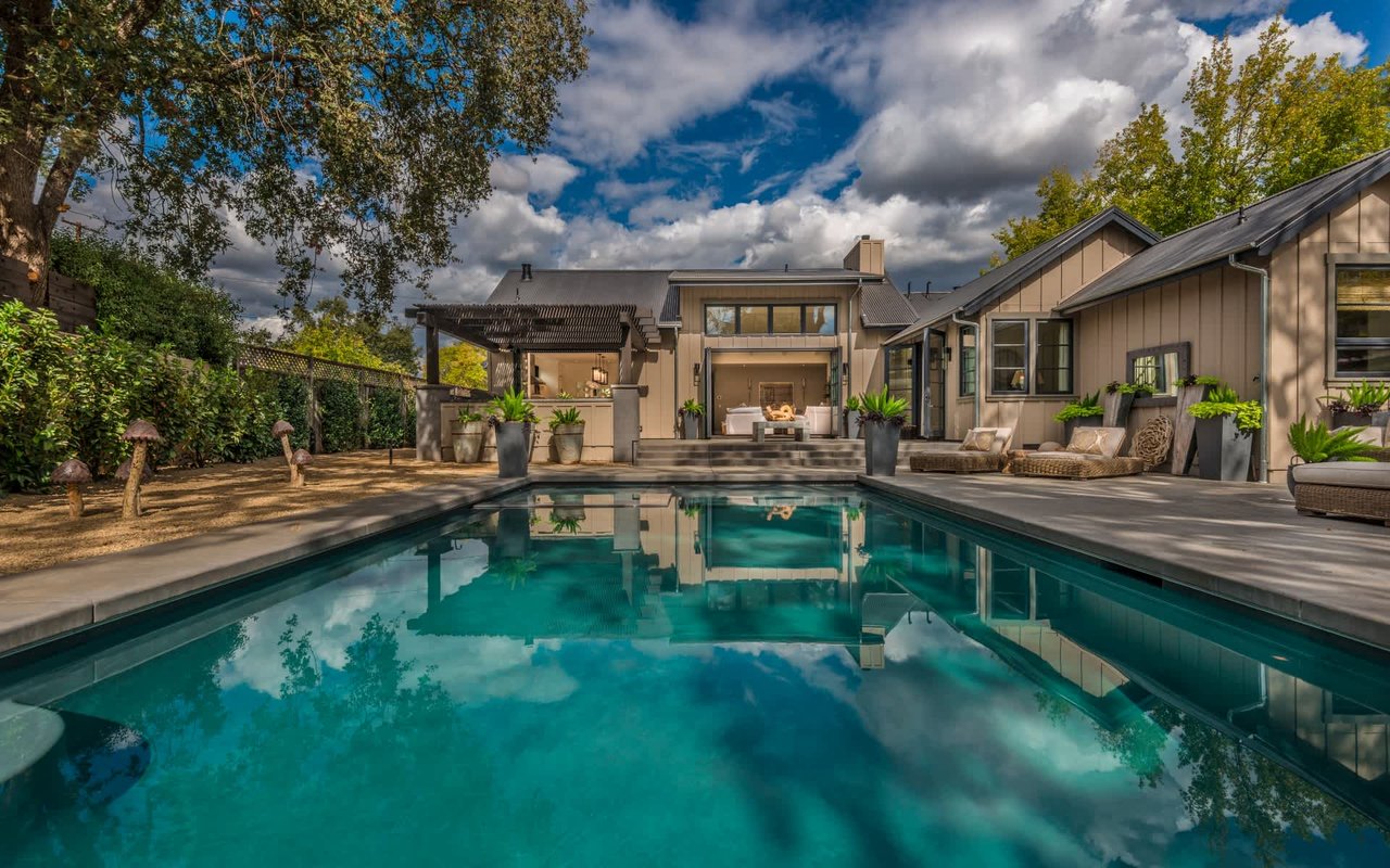 Allyn Avenue, St. Helena