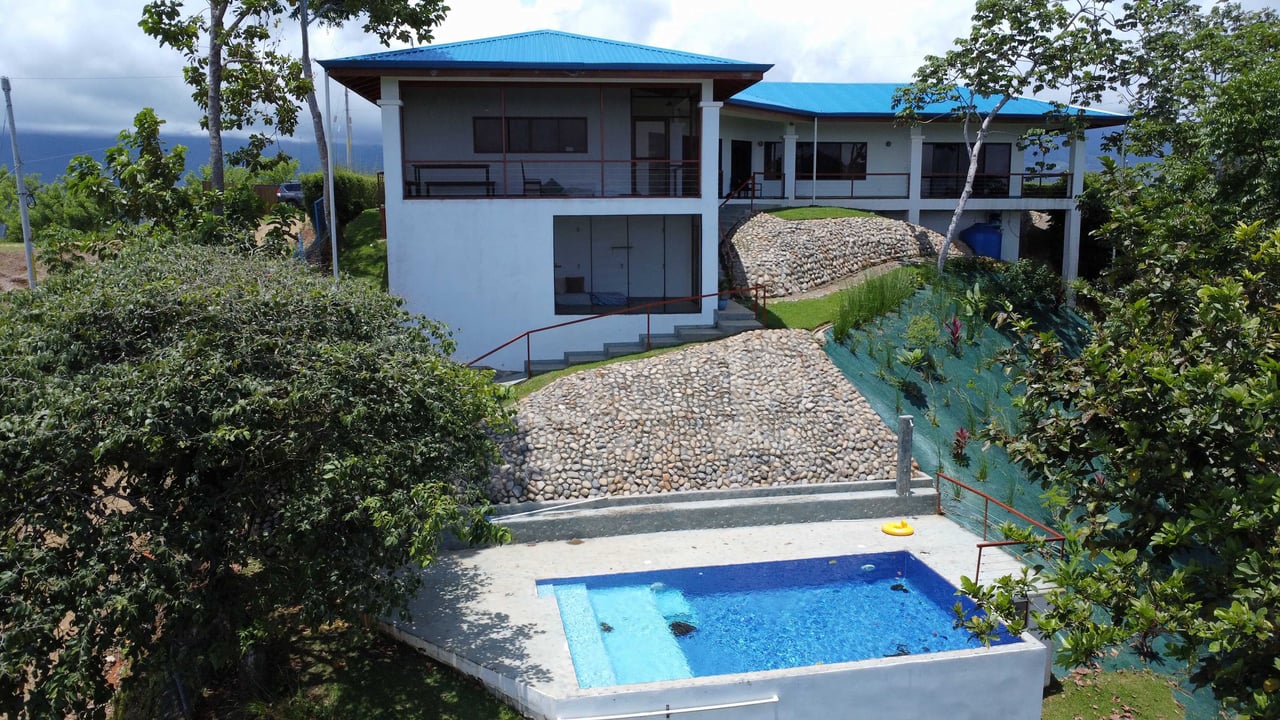 1.97 ACRES – 3 Bedroom Home With Pool, 360 Degree Mountain And Ocean View!