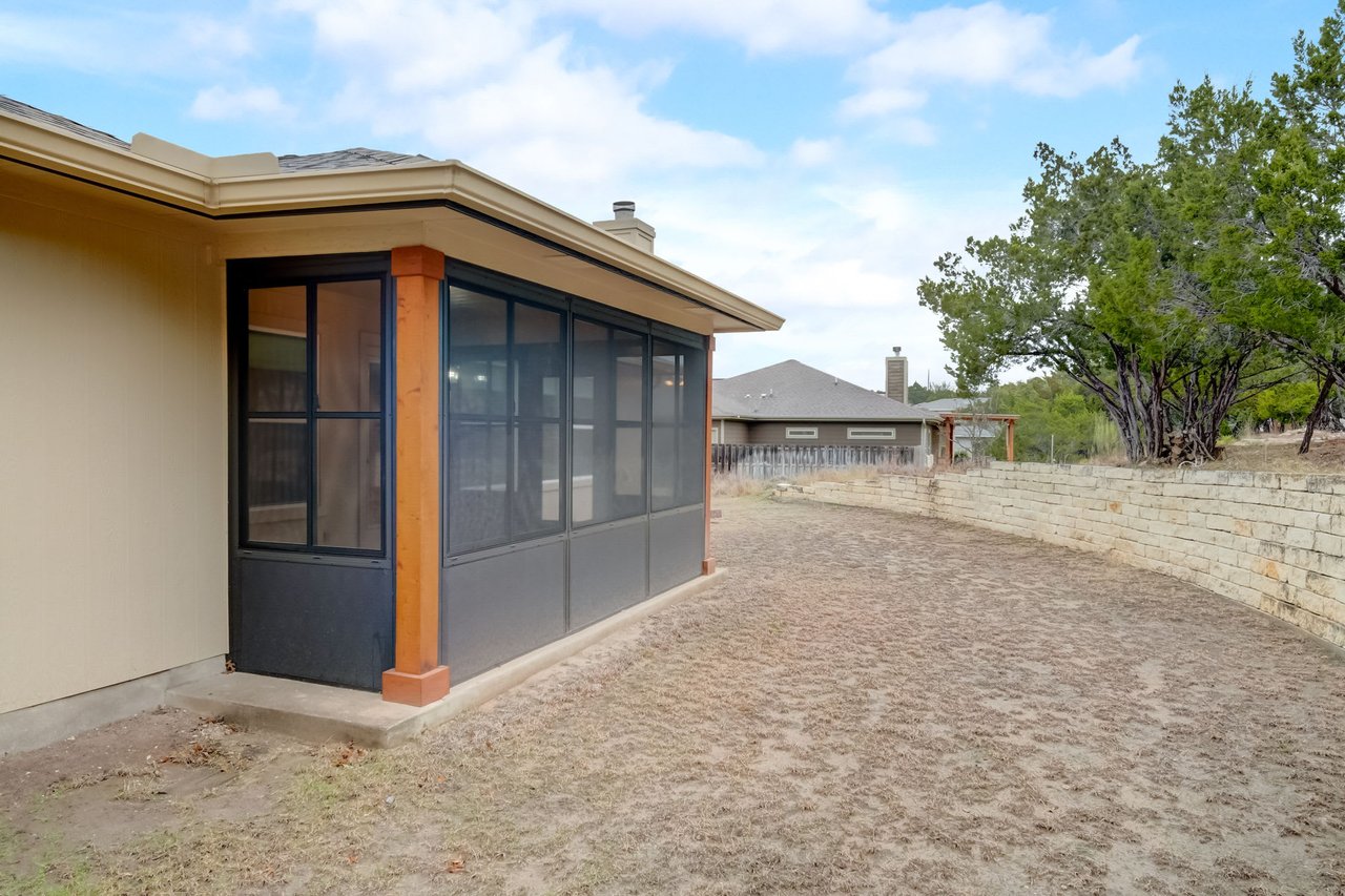 5603 Roundup Way, Lago Vista, Texas 78645