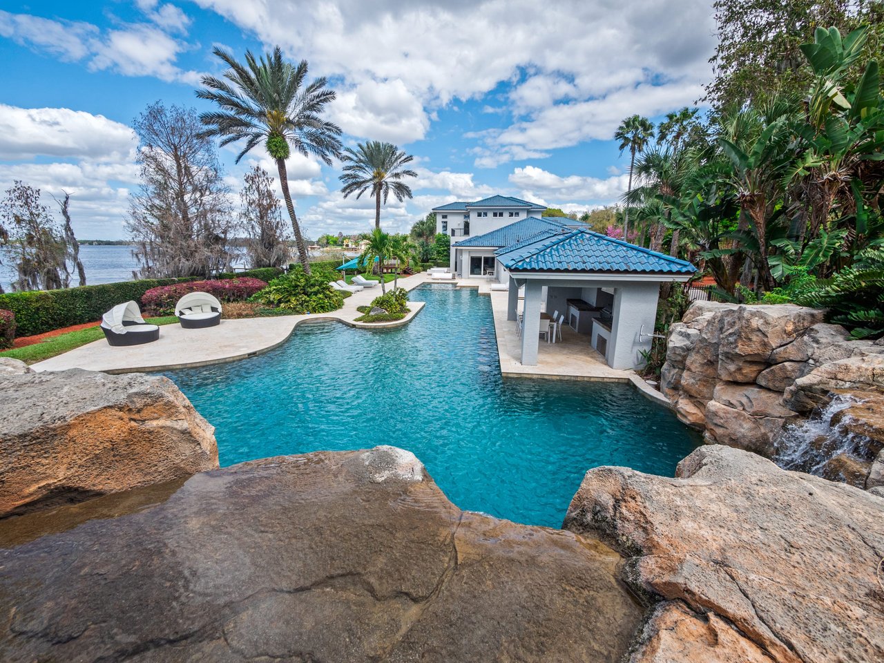 9927 Giffin Ct