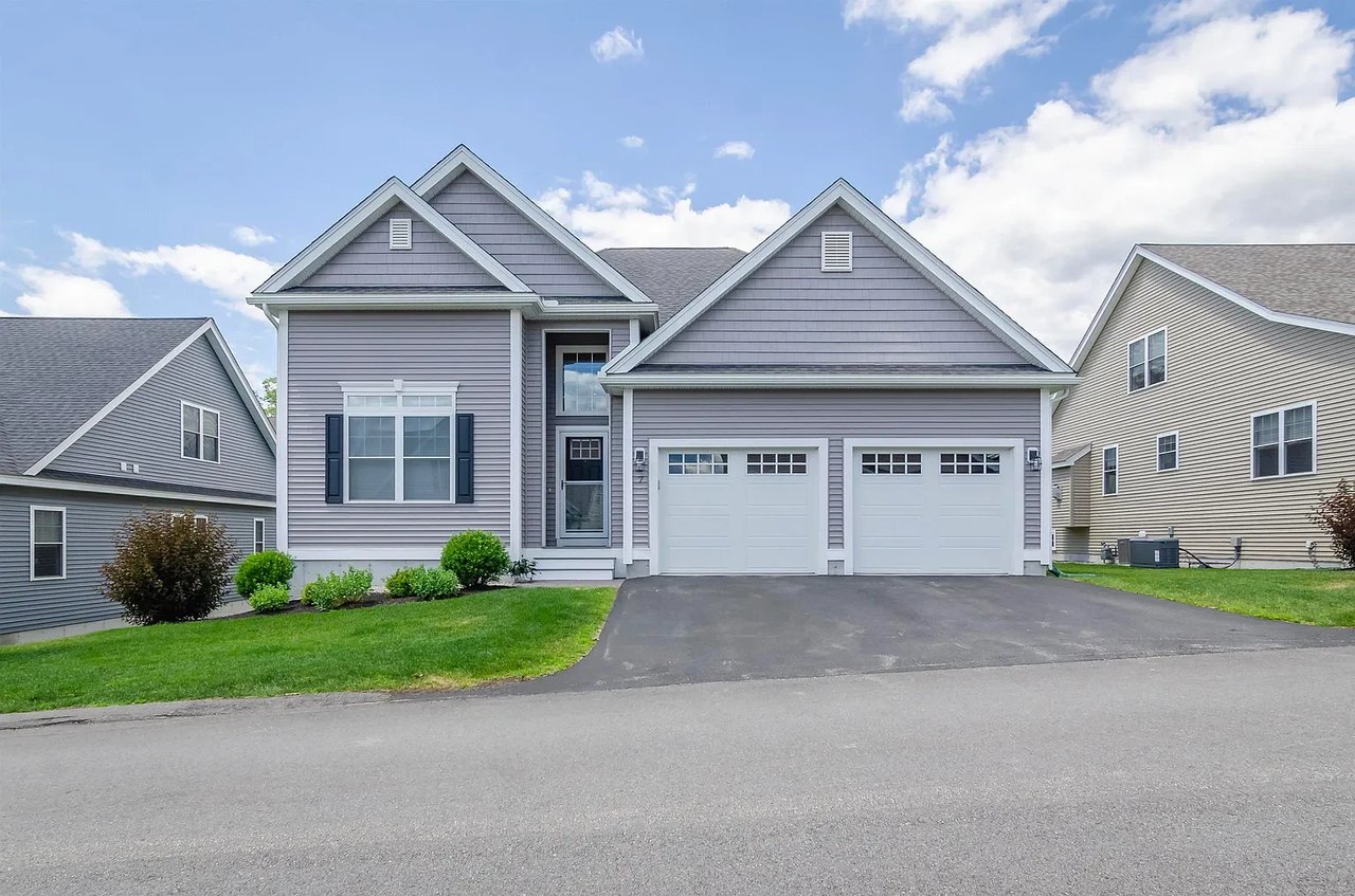 7 Catalpa Rd