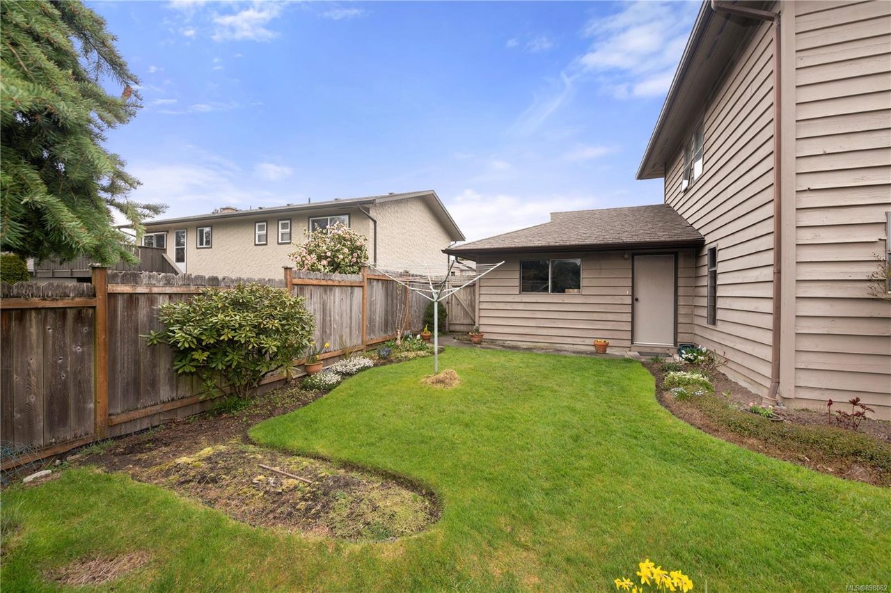 1671 Brousson Dr