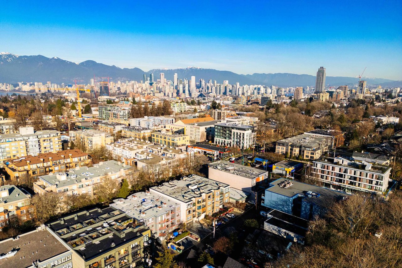 103-2130 W 12th Avenue, Vancouver