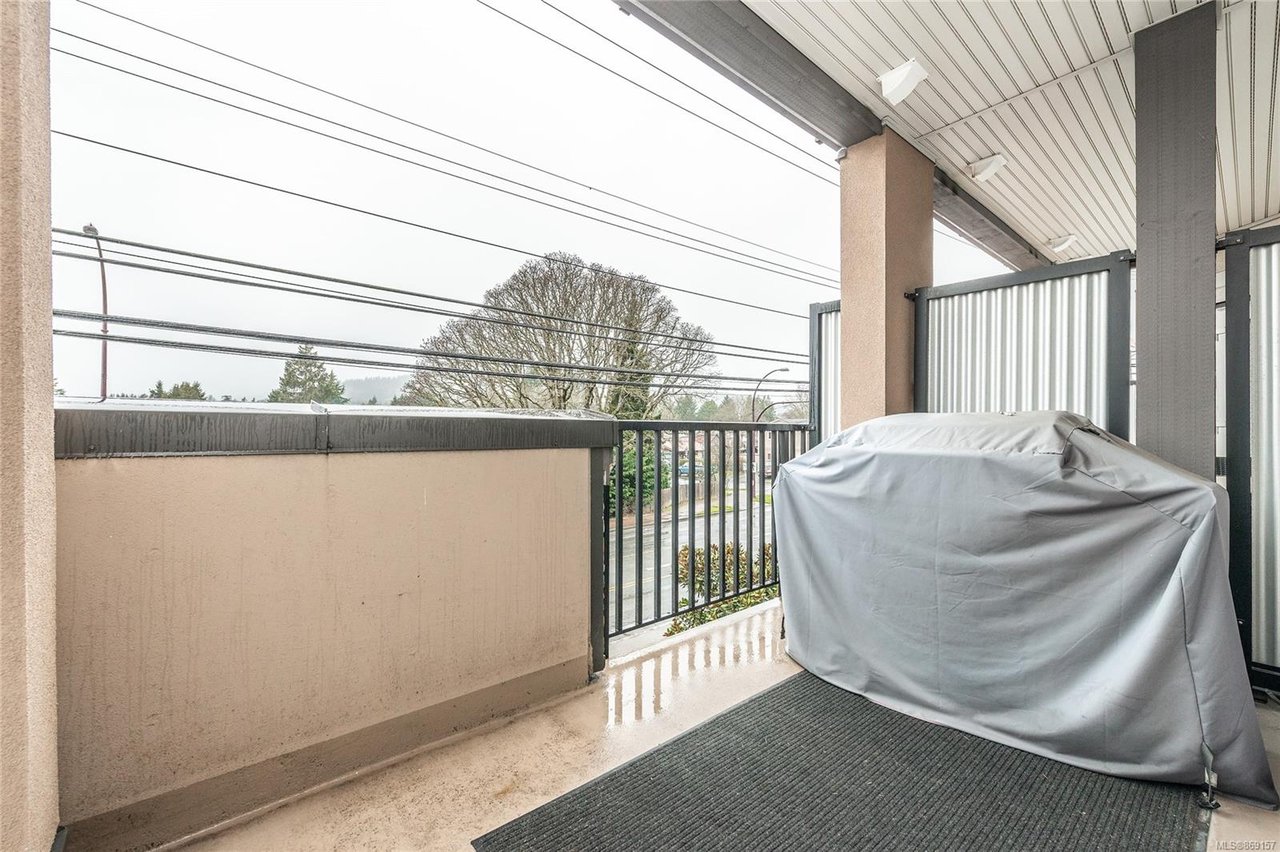 222-2871 Jacklin Rd
