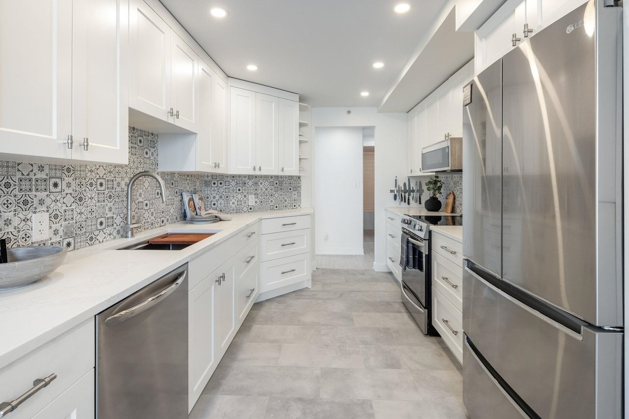 406-1575 W 10th Ave