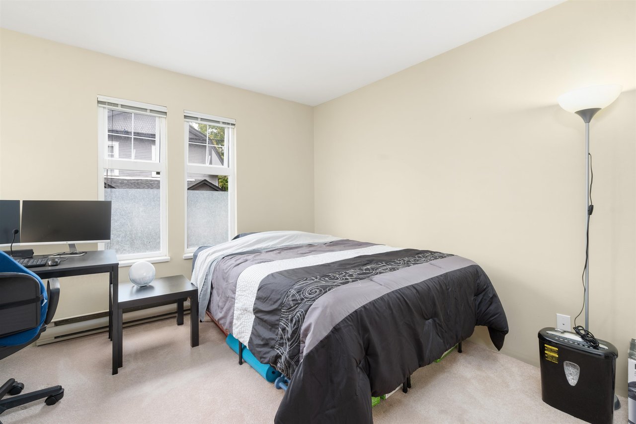 204-3199 Willow St