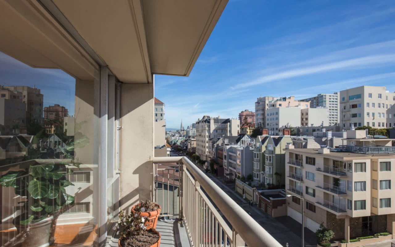 2200 Pacific Av (Pacific Heights)