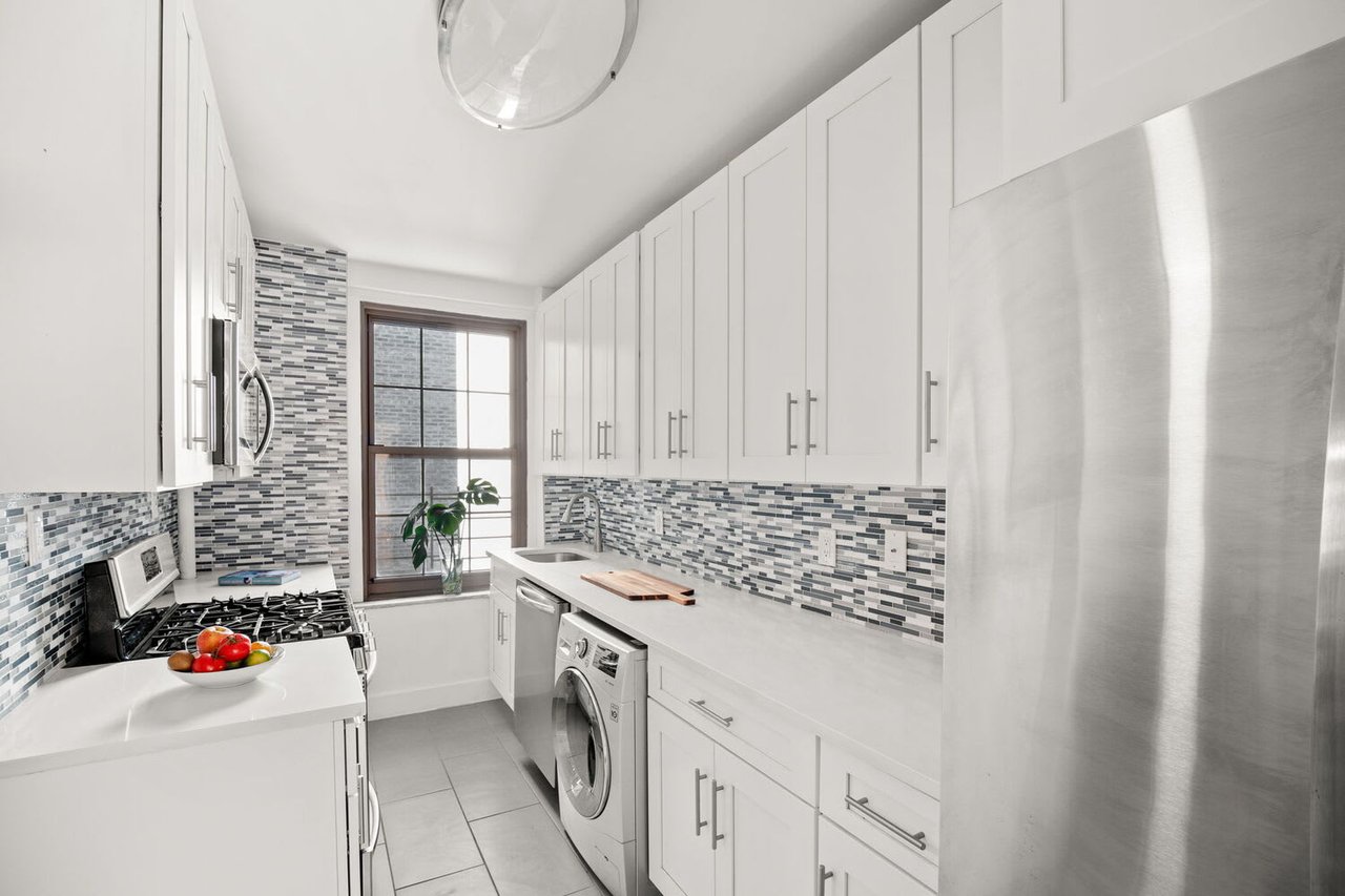 1100 Grand Concourse, #4D