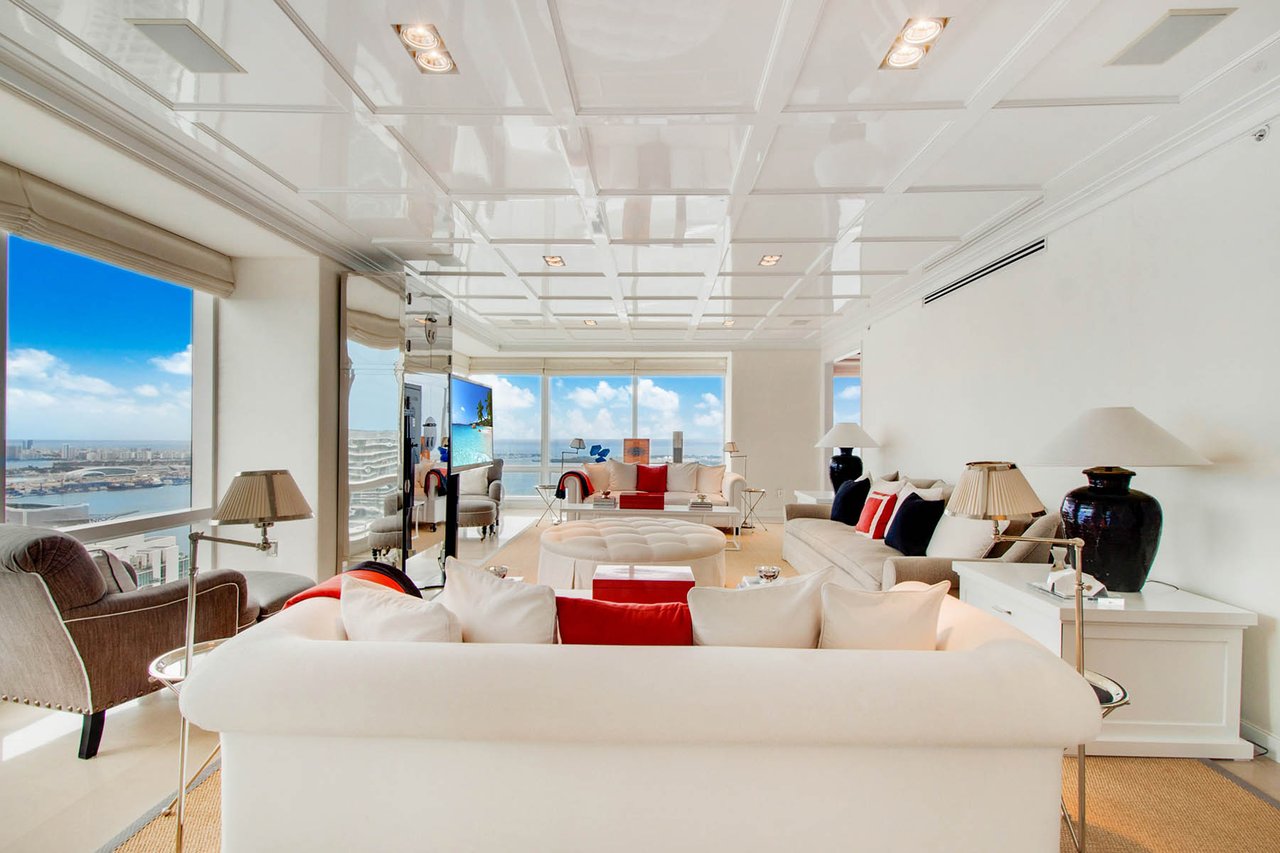 1425 Brickell Avenue Unit: 58E