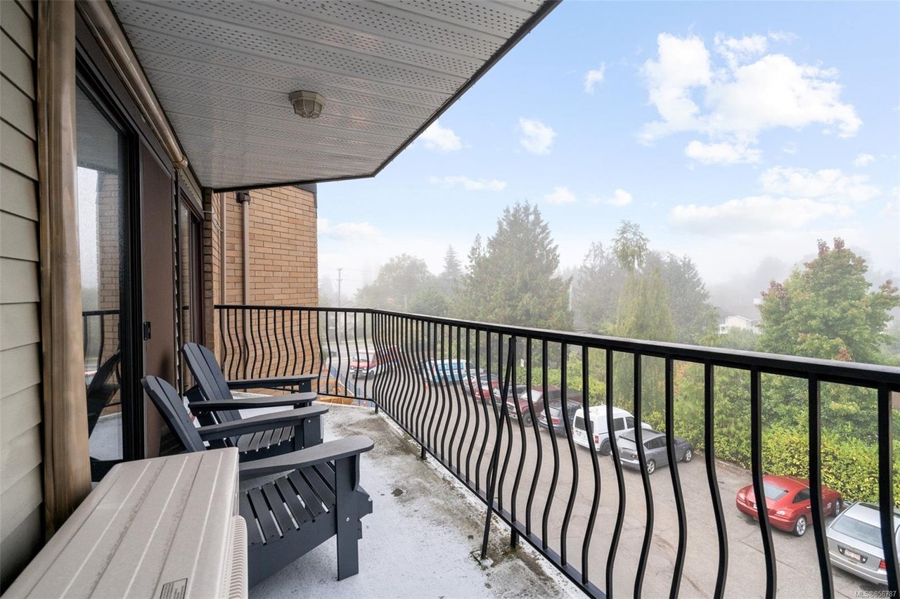 309-1870 McKenzie Ave