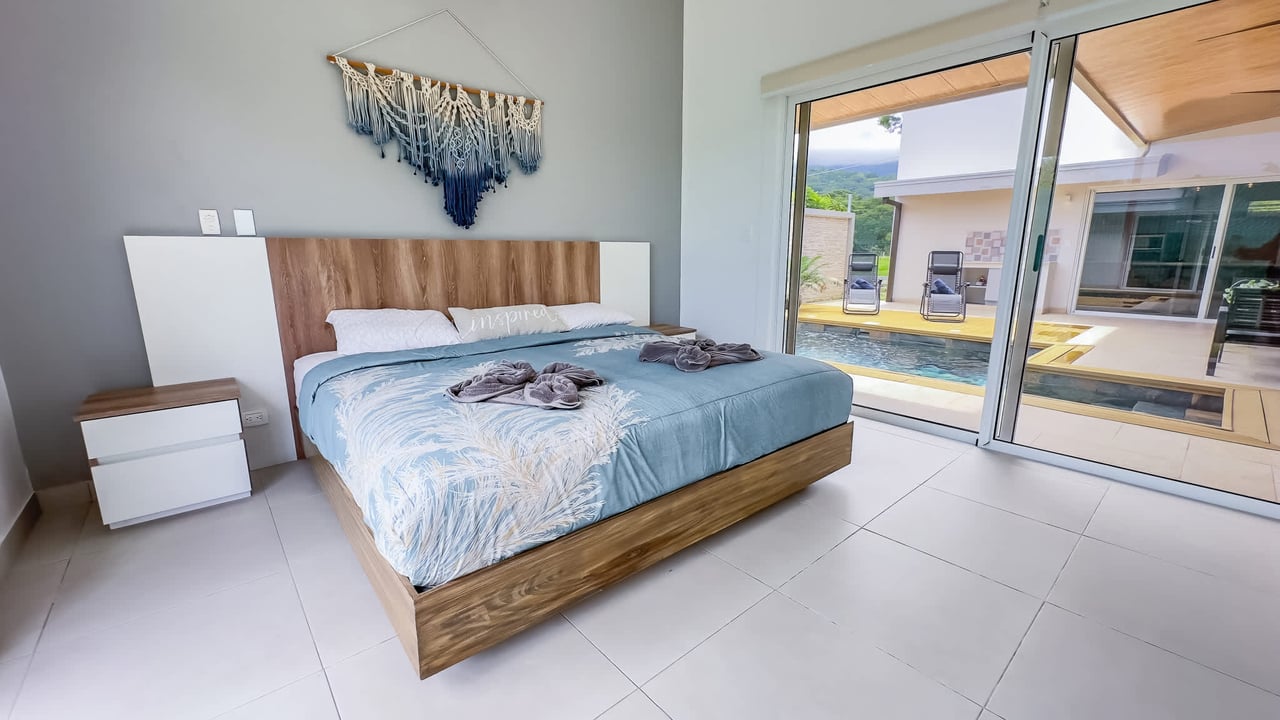 Uvita Paradise Brand New 3 Bedroom, 2.5 Bathroom Modern Home
