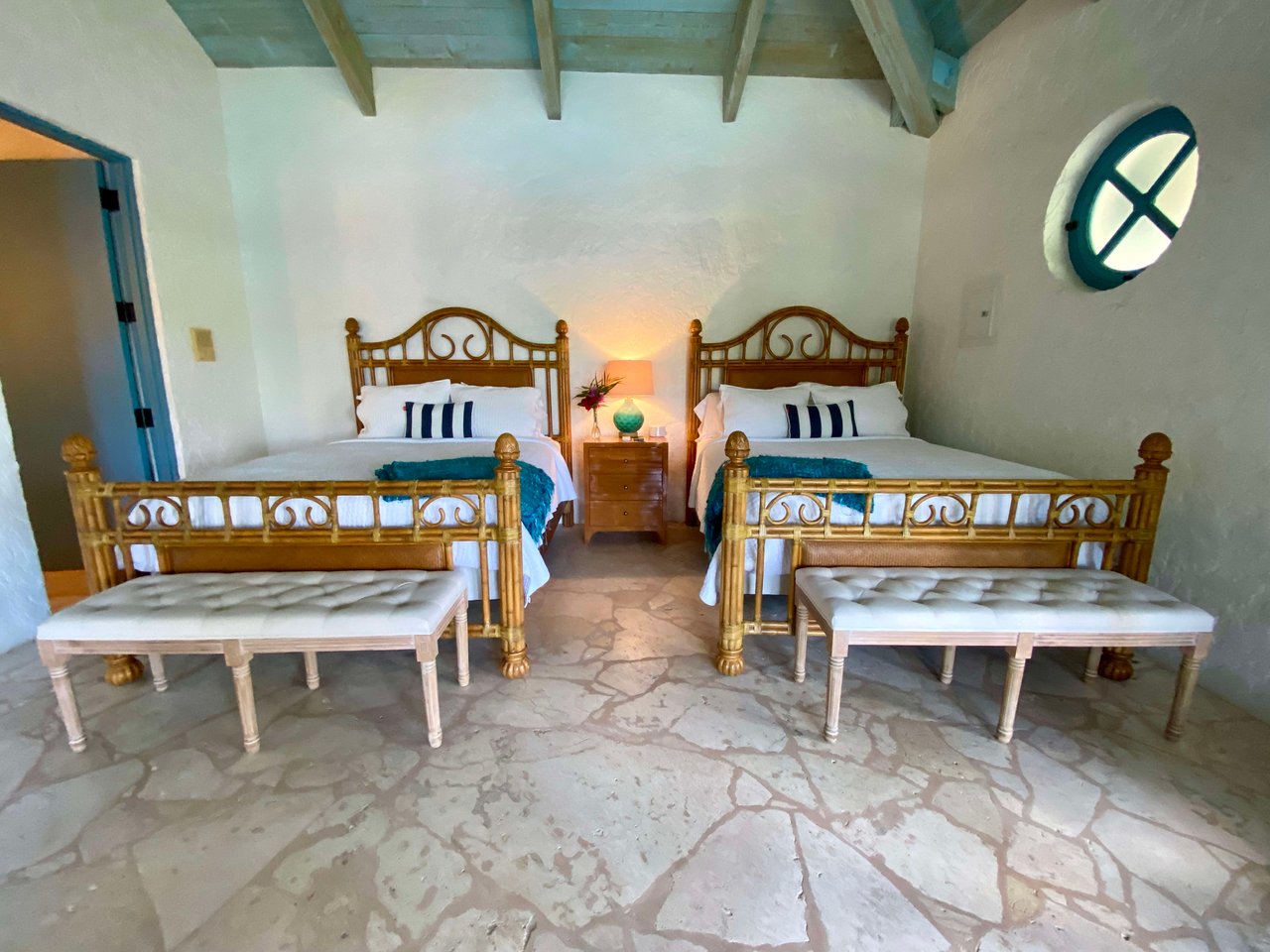 CLIFF HOUSE VILLA