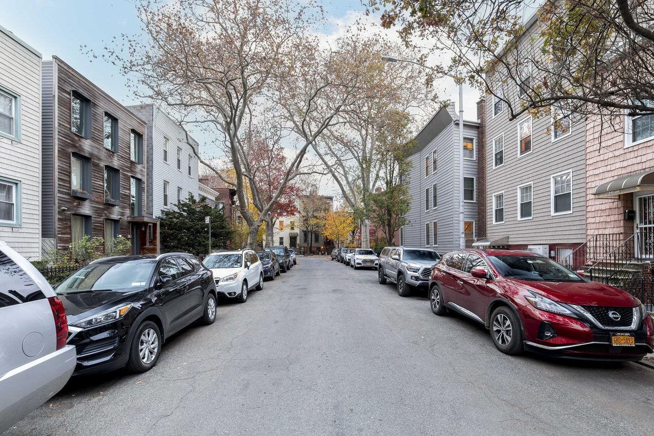 123 Oak Street, Apt 4