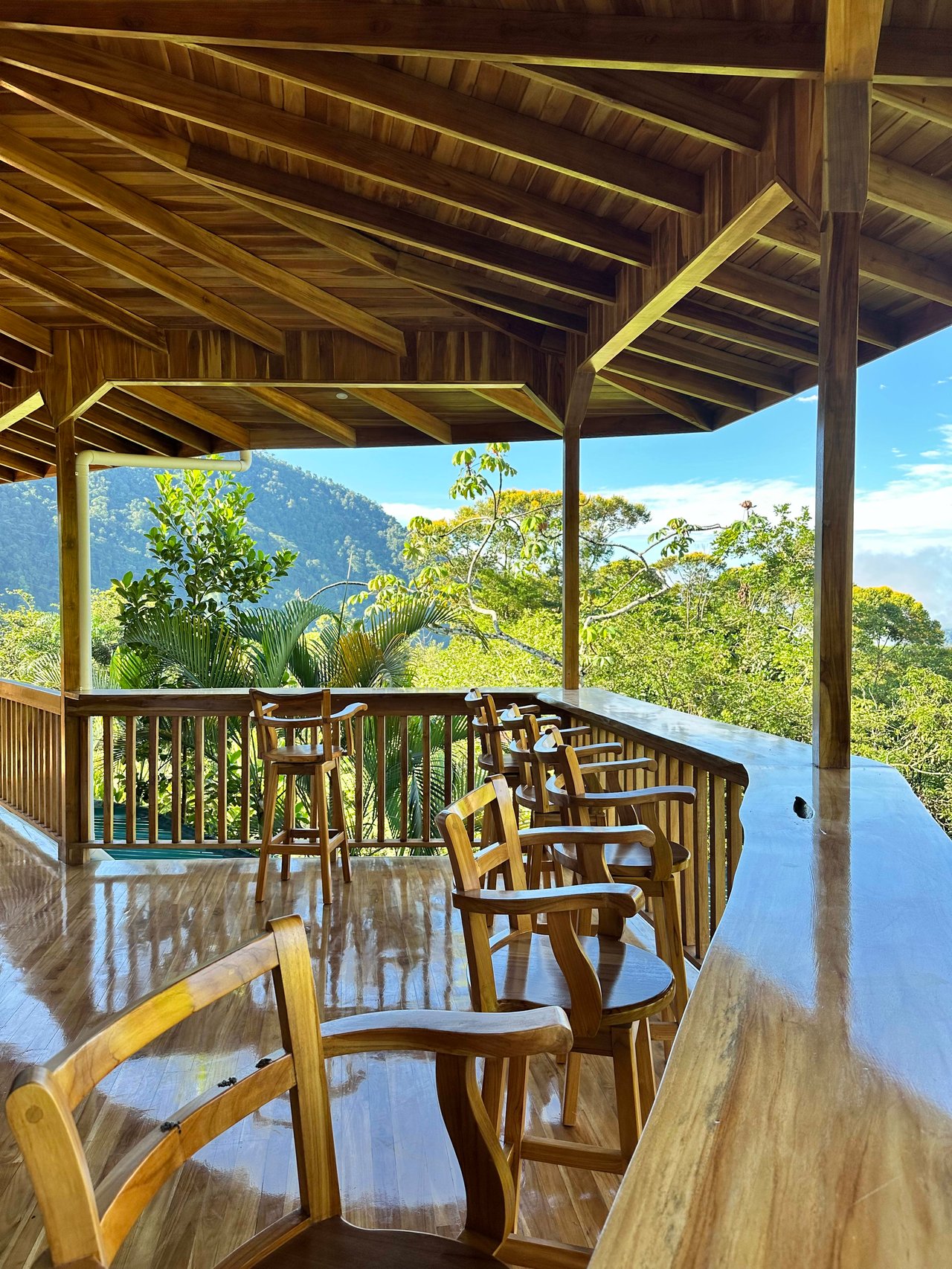 Discover the Charm of an Exotic Home in Las Tumbas, Costa Rica