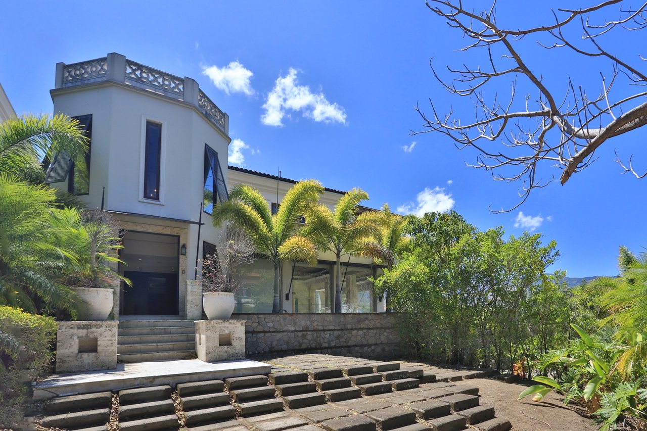 Mediterranean Estate with Guest House, Santa Ana, San Jose