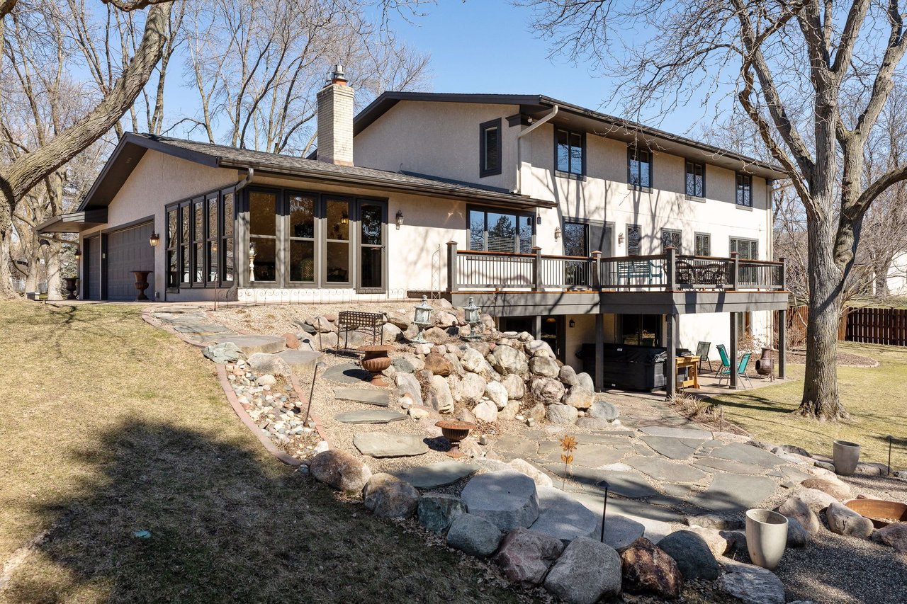 6601 Field Way, Edina