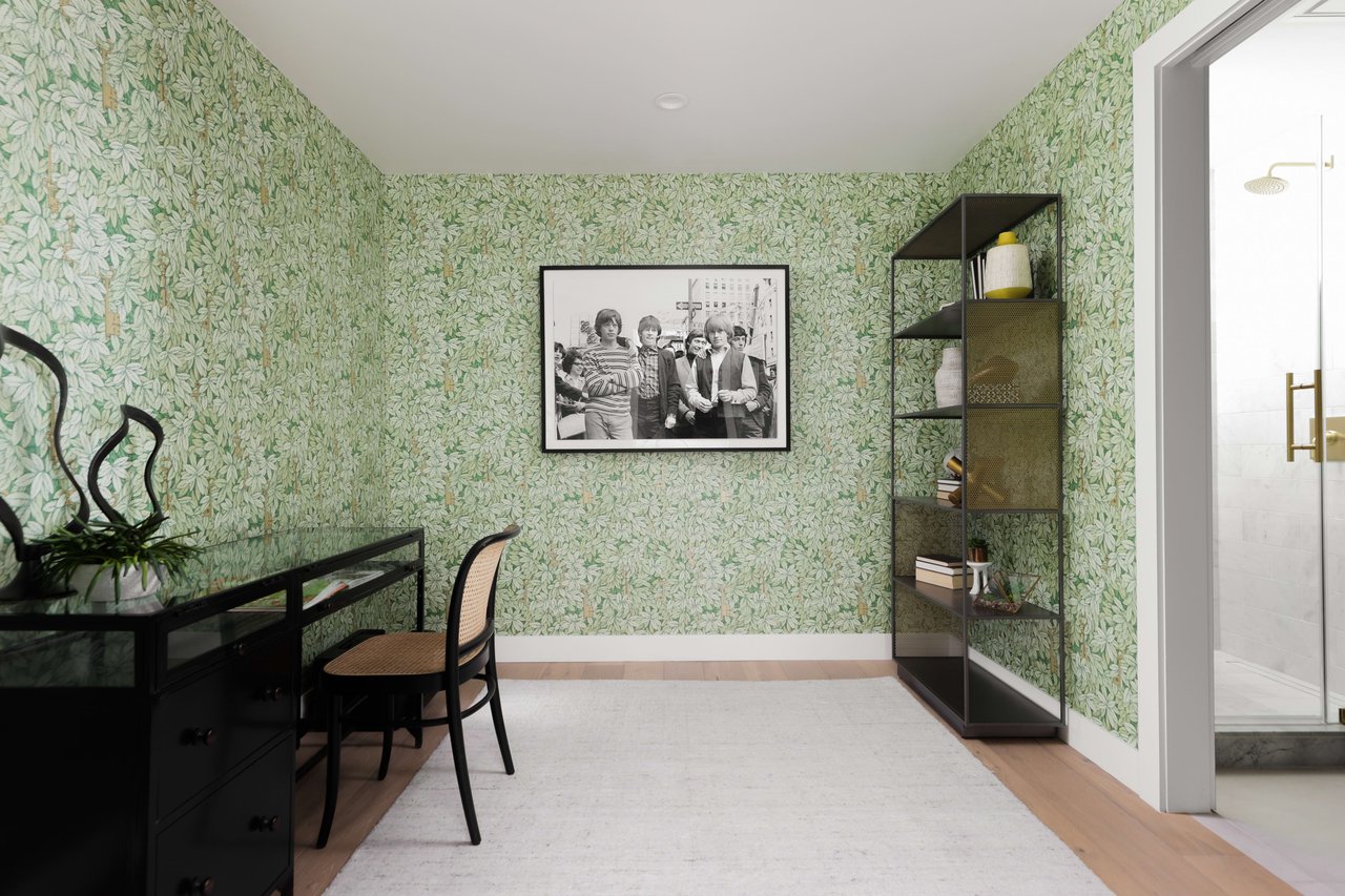 70 Rainey St. #2704