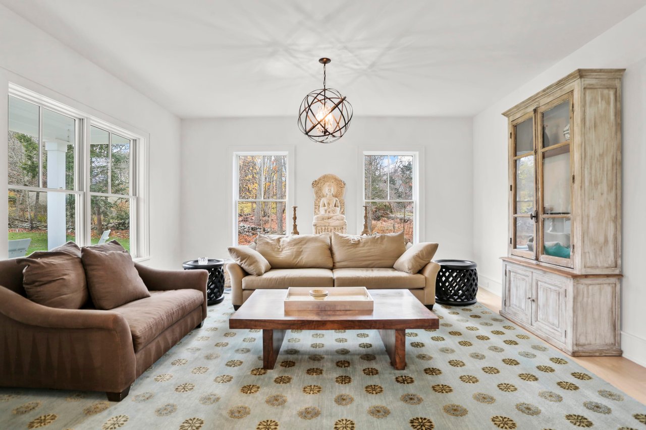 4 Stonewall Lane
