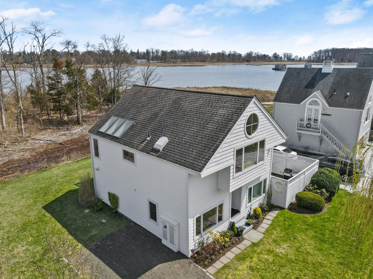 17 Meadow Lane