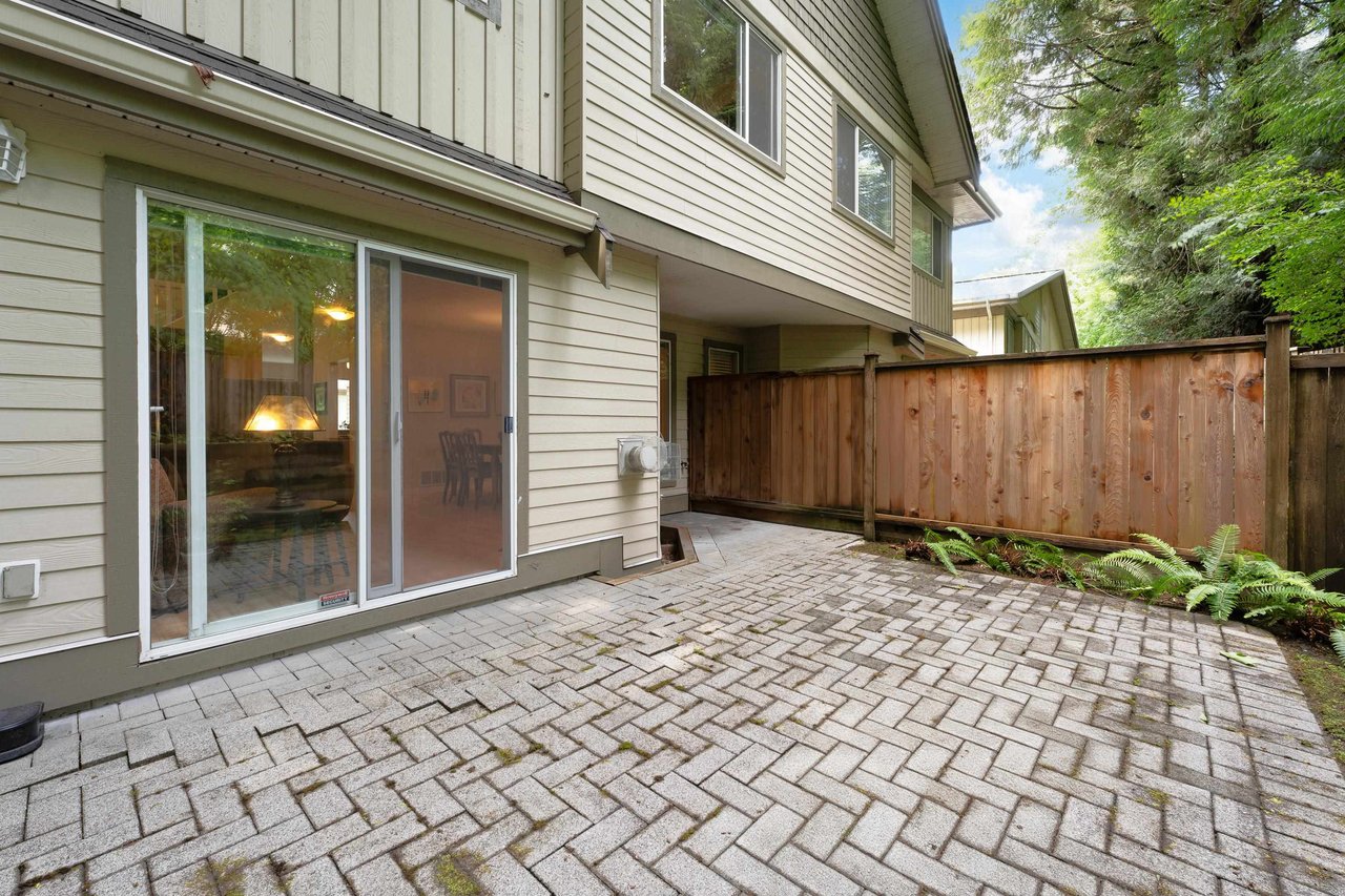 39-8701 16th Ave