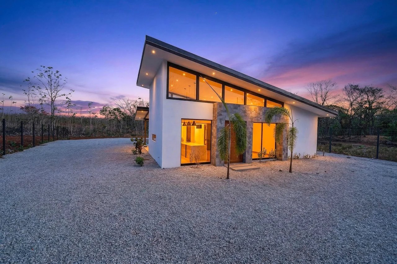 Modern Pool Villa, Tamarindo, Guanacaste