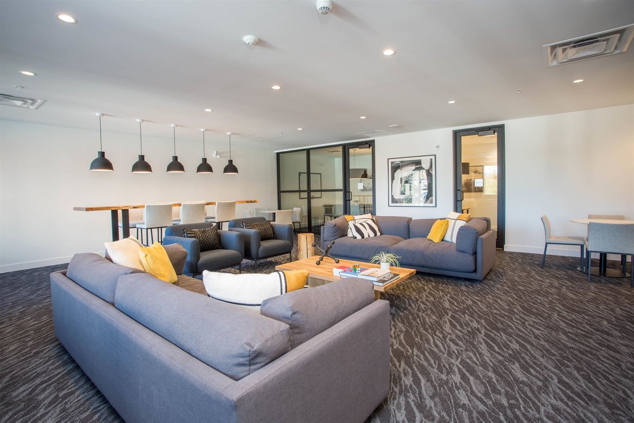 501-55 Klahanie Drive, Port Moody