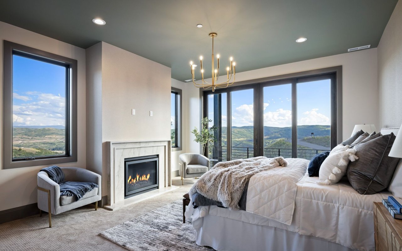 9448 N Sleeping Rock Cir