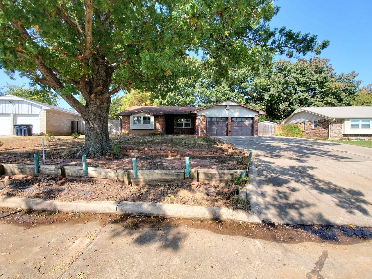 3 Dakota Dr