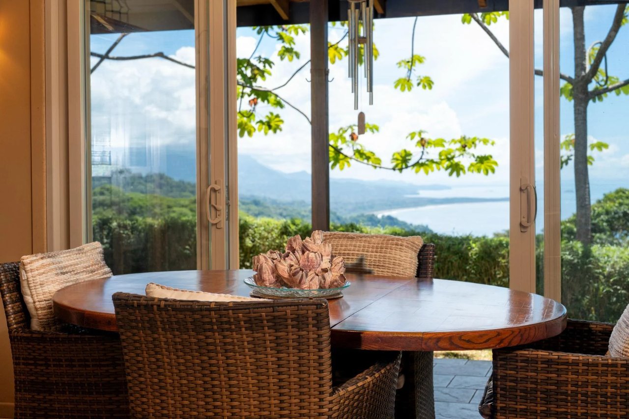 Private Oceanview Jungle Estate, Dominical, Puntarenas