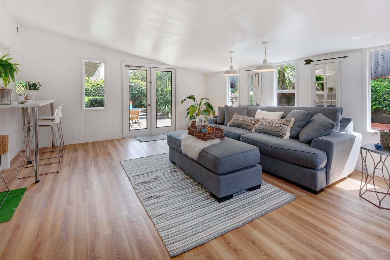 38 Manor View Drive, Fairfax