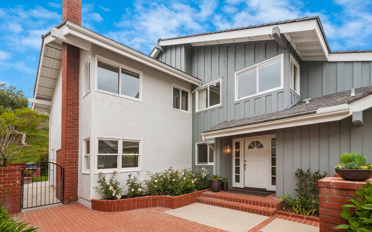 15 Bluff View