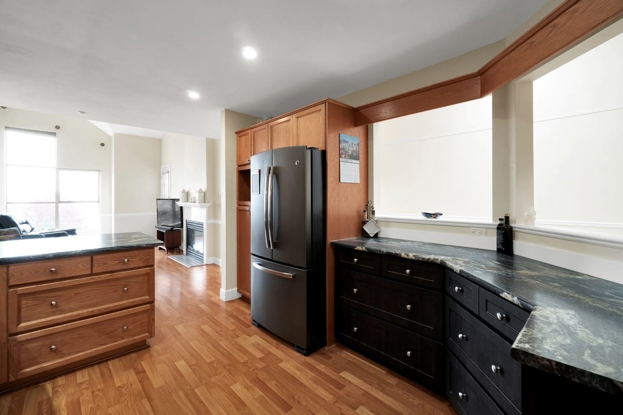 18-323 Governors Ct